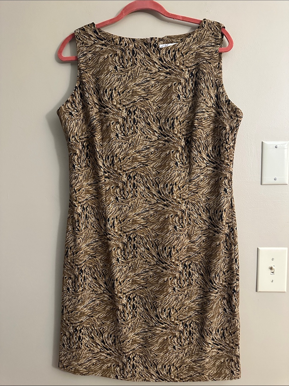 Dress Barn Brown Patterned Sleeveless Sheath Dress